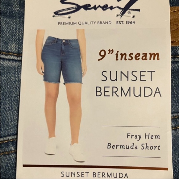 SUNSET BERMUDA SHORTS IN THE COLOR MINERS - Picture 8 of 14